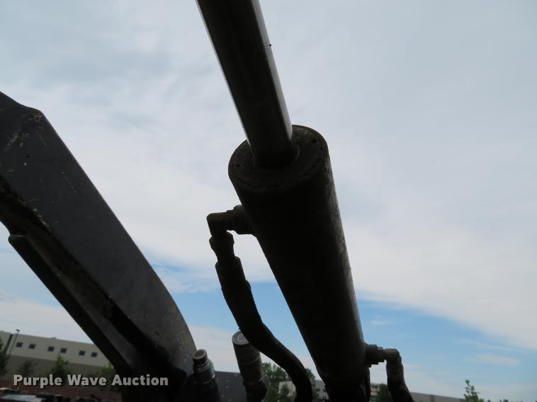 image for item DE8119 2007 Vermeer S600TX compact utility loader