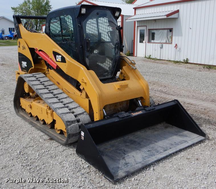 image for item DE8444 2011 Caterpillar 299C skid steer