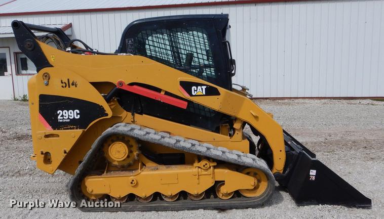 image for item DE8444 2011 Caterpillar 299C skid steer