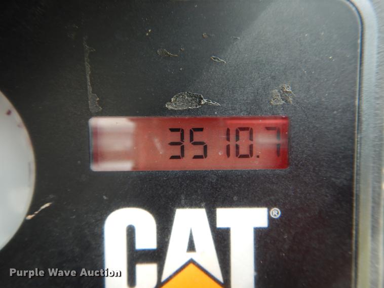 image for item DE8444 2011 Caterpillar 299C skid steer