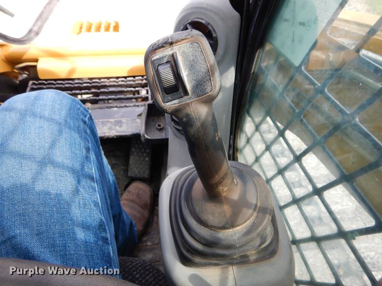 image for item DE8444 2011 Caterpillar 299C skid steer