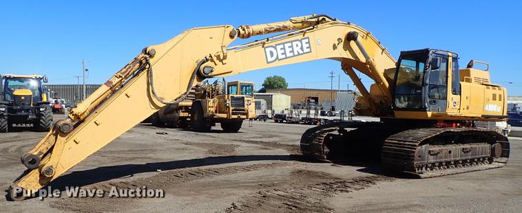 image for item DF1213 2002 John Deere 450C LC excavator