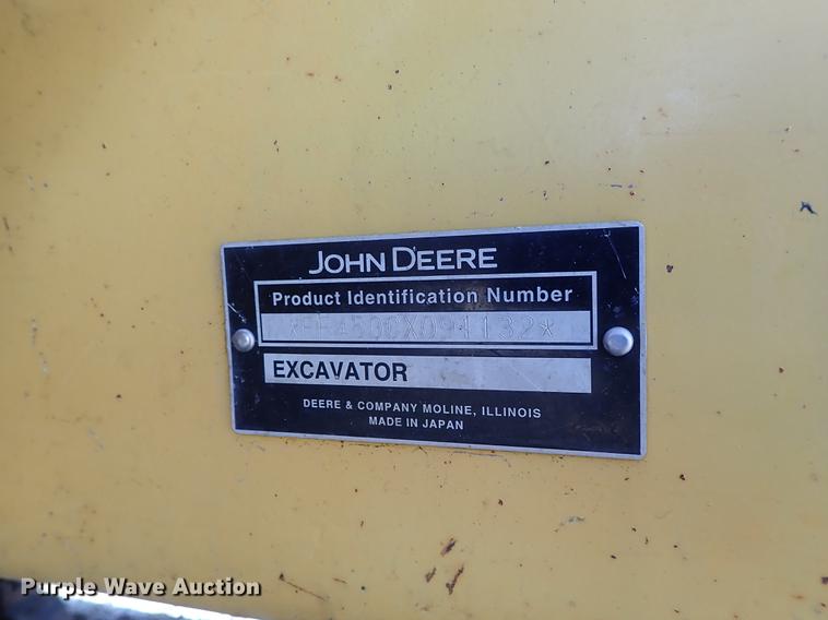 image for item DF1213 2002 John Deere 450C LC excavator
