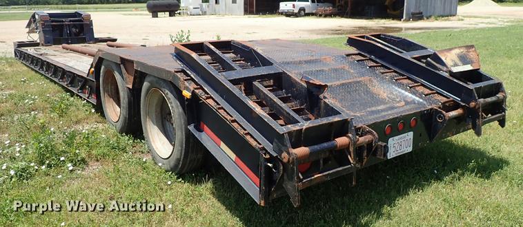 image for item DF1228 1995 Eager Beaver 35GSL lowboy equipment trailer