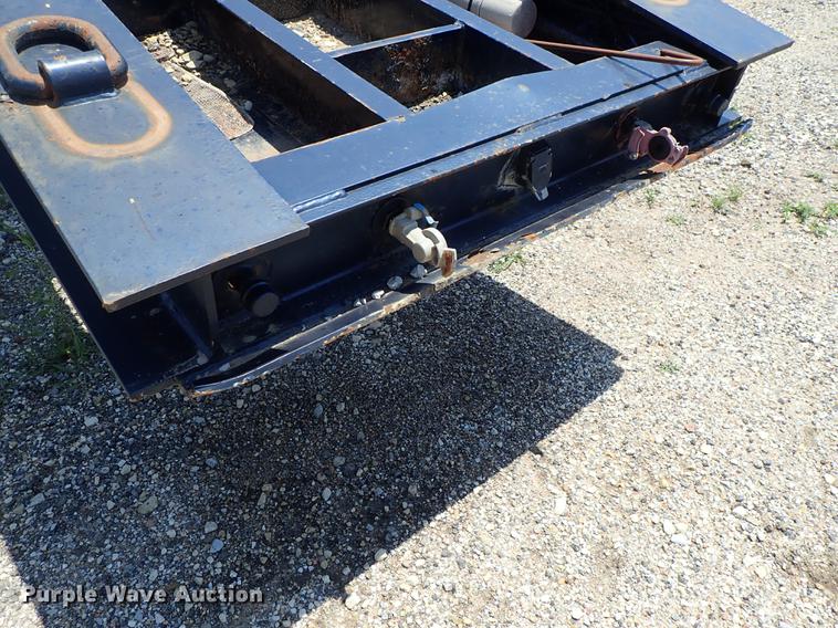 image for item DF1228 1995 Eager Beaver 35GSL lowboy equipment trailer