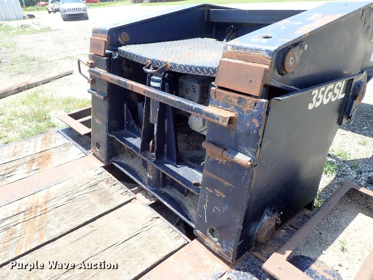 image for item DF1228 1995 Eager Beaver 35GSL lowboy equipment trailer