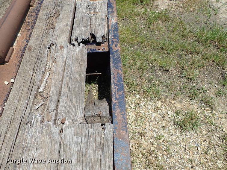 image for item DF1228 1995 Eager Beaver 35GSL lowboy equipment trailer