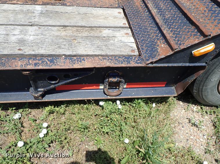 image for item DF1228 1995 Eager Beaver 35GSL lowboy equipment trailer