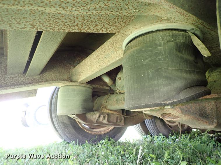 image for item DF1228 1995 Eager Beaver 35GSL lowboy equipment trailer