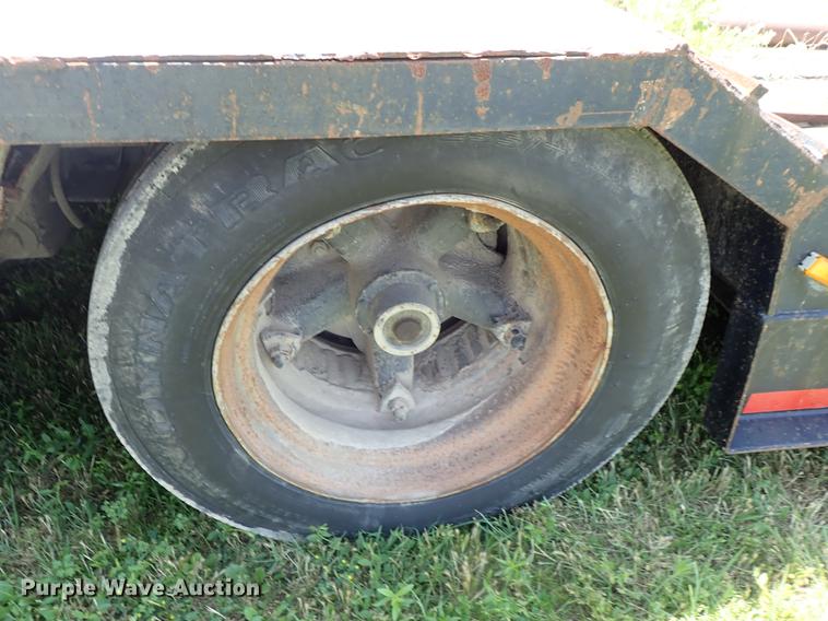image for item DF1228 1995 Eager Beaver 35GSL lowboy equipment trailer