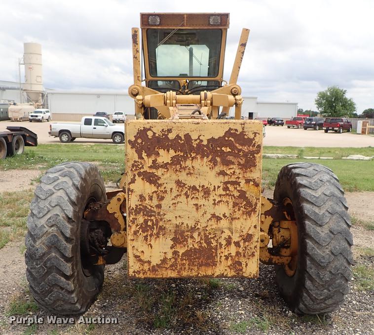 image for item DF1229 Champion 720 motor grader