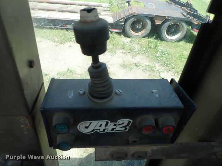 image for item DF1229 Champion 720 motor grader