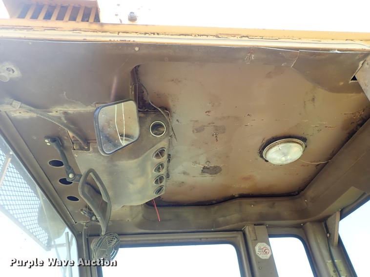 image for item DF1229 Champion 720 motor grader