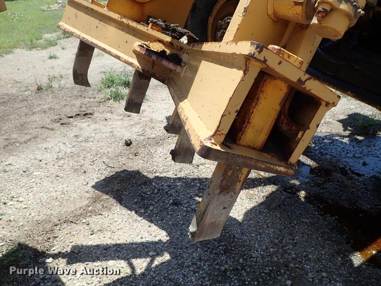 image for item DF1229 Champion 720 motor grader