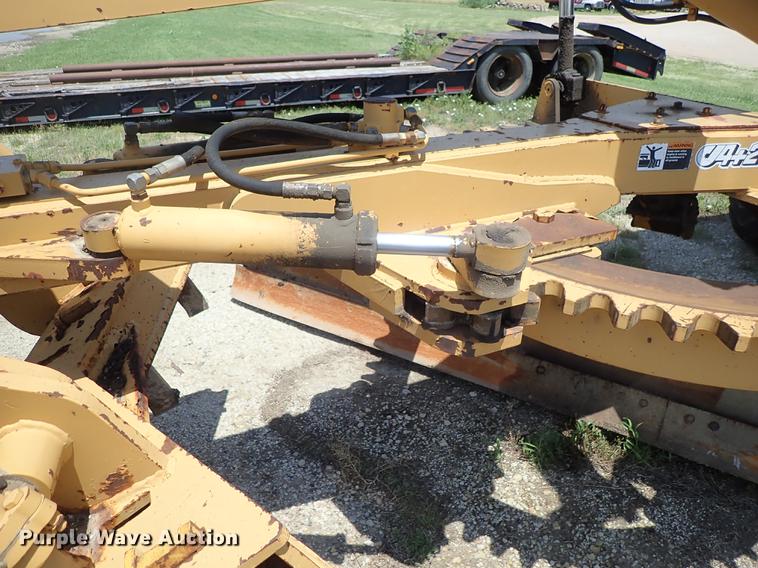 image for item DF1229 Champion 720 motor grader