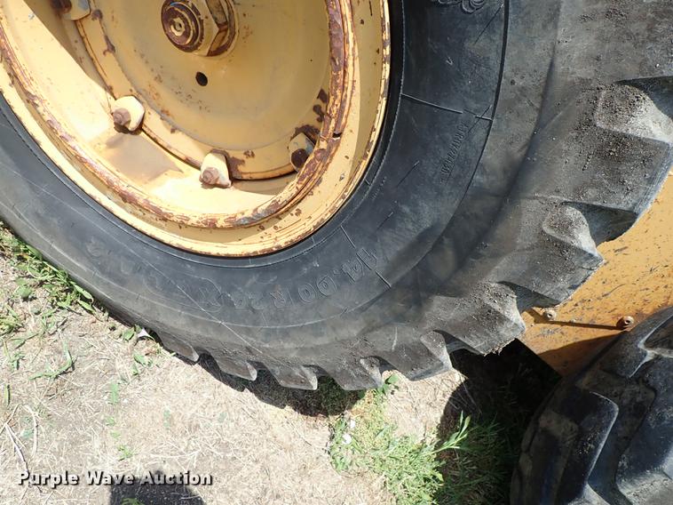 image for item DF1229 Champion 720 motor grader