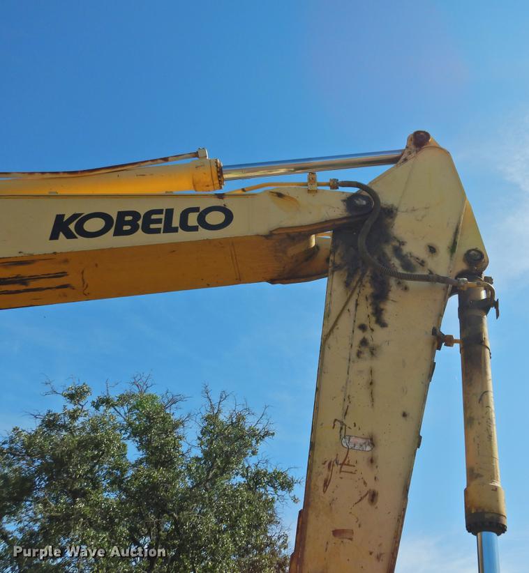 image for item DF2561 2005 Kobelco SK480LC excavator