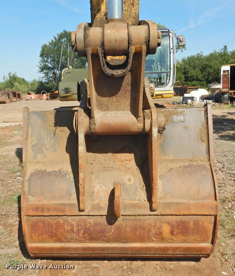 image for item DF2561 2005 Kobelco SK480LC excavator