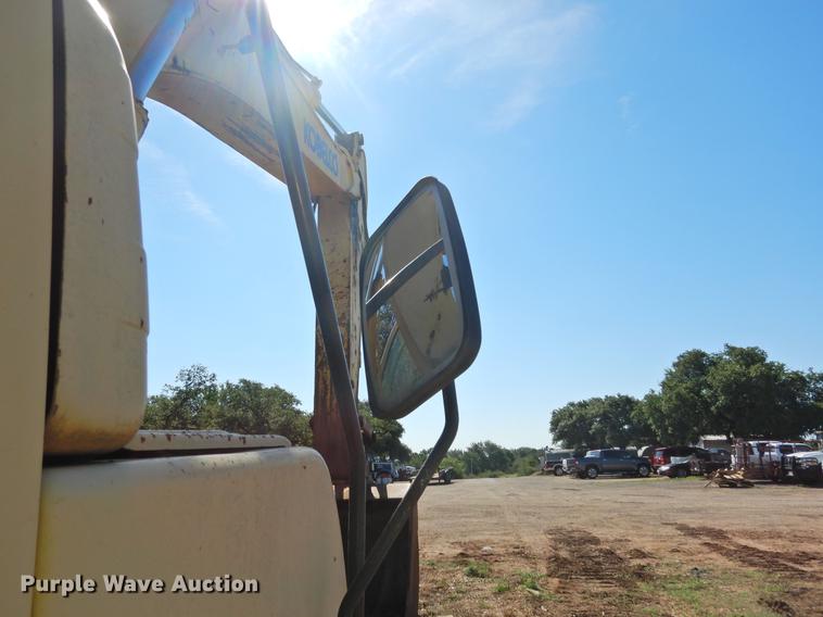 image for item DF2561 2005 Kobelco SK480LC excavator