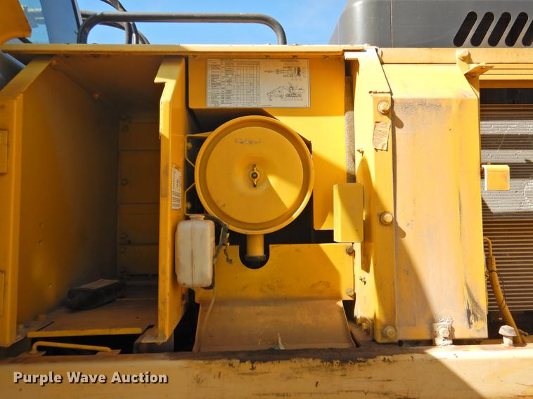 image for item DF2561 2005 Kobelco SK480LC excavator