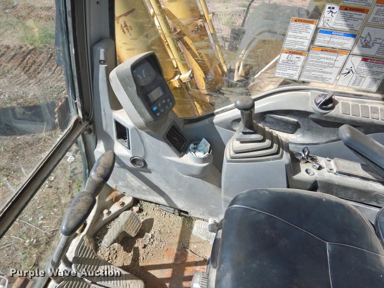 image for item DF2561 2005 Kobelco SK480LC excavator