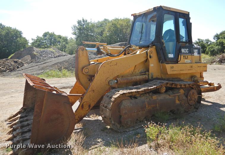 image for item DF2562 1999 Caterpillar 963C track loader