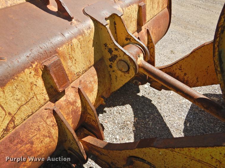 image for item DF2562 1999 Caterpillar 963C track loader