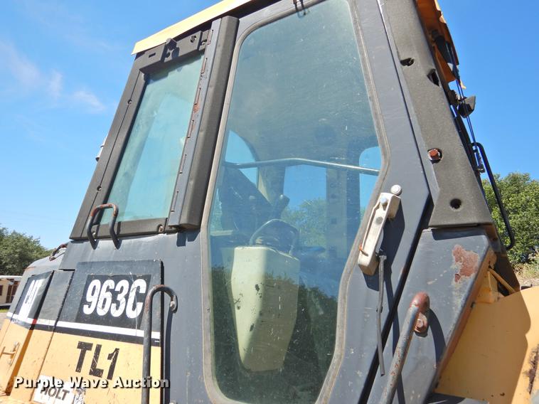 image for item DF2562 1999 Caterpillar 963C track loader
