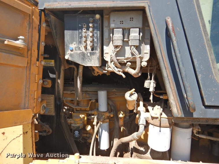image for item DF2562 1999 Caterpillar 963C track loader
