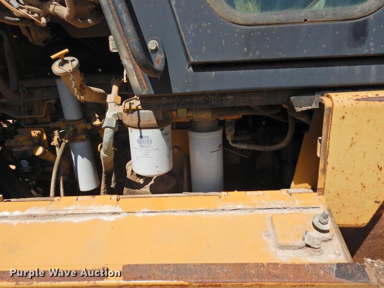 image for item DF2562 1999 Caterpillar 963C track loader
