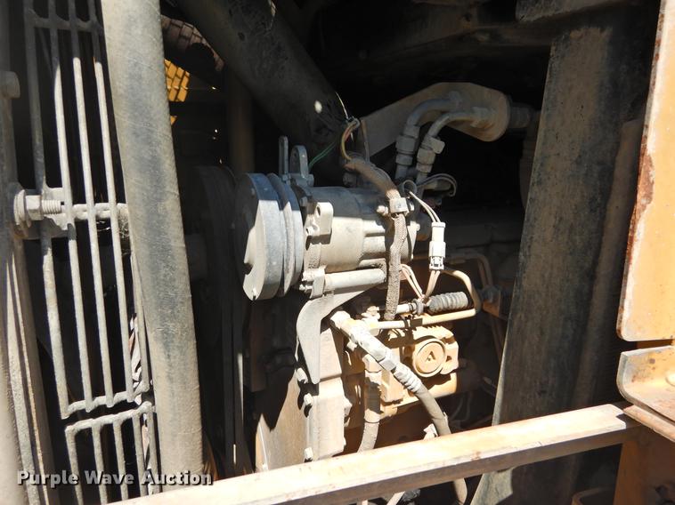 image for item DF2562 1999 Caterpillar 963C track loader