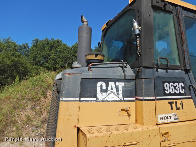 image for item DF2562 1999 Caterpillar 963C track loader