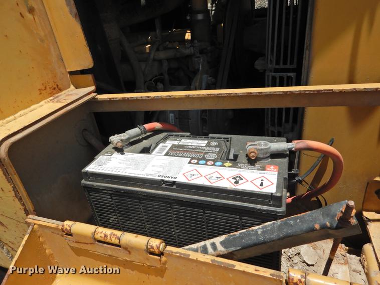 image for item DF2562 1999 Caterpillar 963C track loader