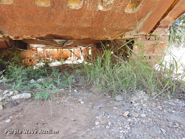 image for item DF2562 1999 Caterpillar 963C track loader