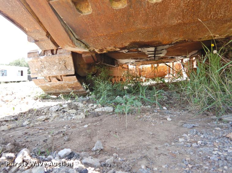 image for item DF2562 1999 Caterpillar 963C track loader