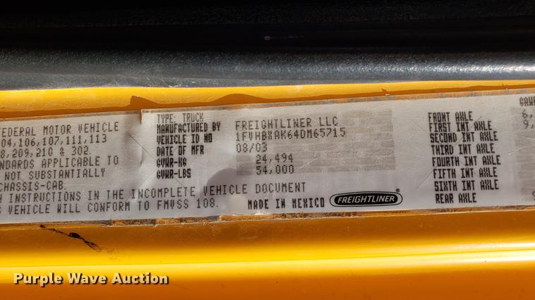 image for item DF3485 2004 Freightliner Business Class M2 dump truck