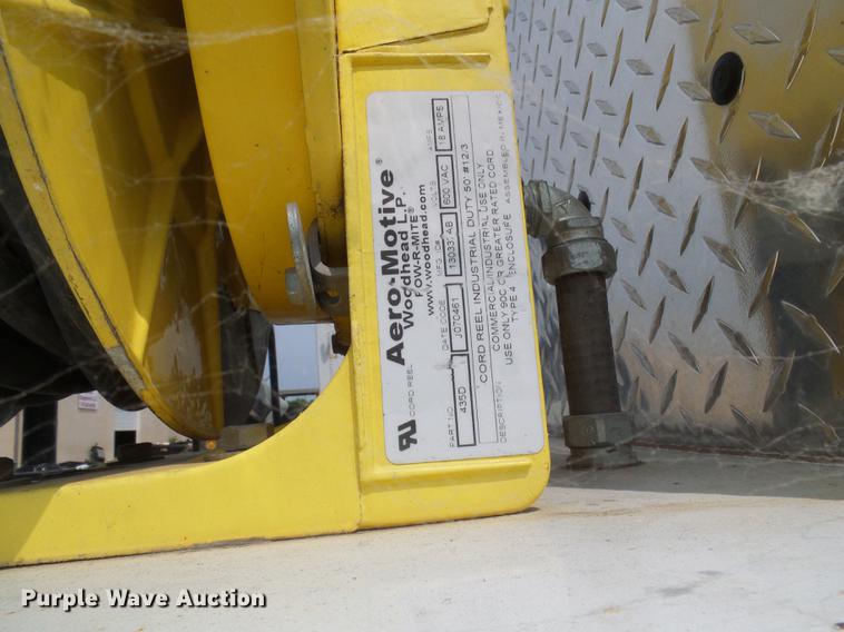 image for item DF7326 2007 Freightliner Business Class M2 service truck