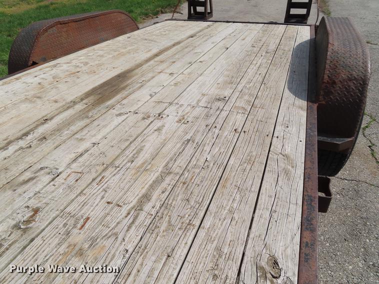 image for item DF7815 1998 Load Trail equipment trailer