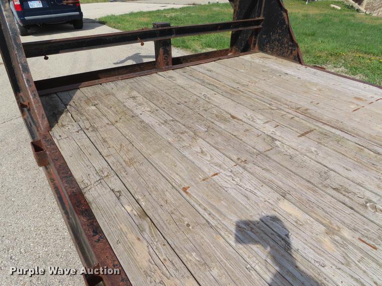 image for item DF7815 1998 Load Trail equipment trailer