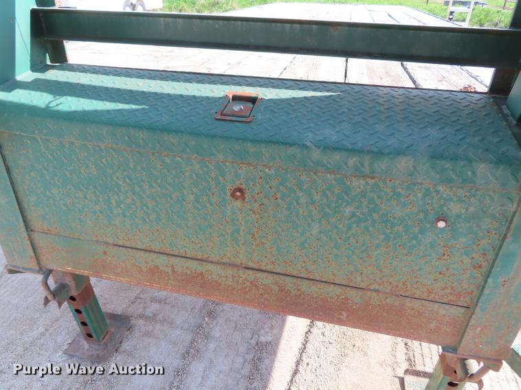 image for item DF7820 2003 L&L equipment trailer