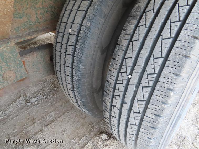 image for item DF7820 2003 L&L equipment trailer