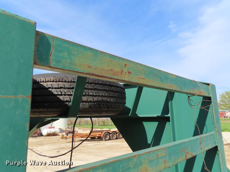 image for item DF7820 2003 L&L equipment trailer