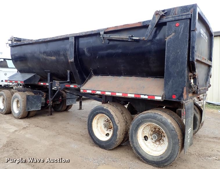 image for item DF8670 1995 Clement end dump trailer