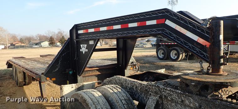image for item DF8682 PJ Trailers equipment trailer