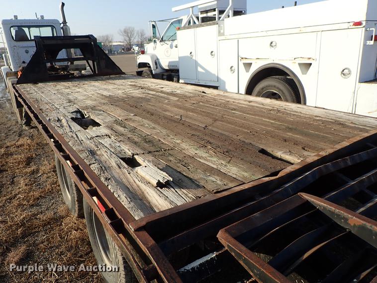 image for item DF8682 PJ Trailers equipment trailer