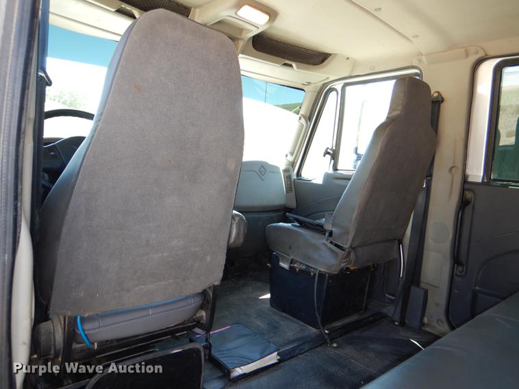 image for item DG1131 2013 International TerraStar SFA flatbed truck