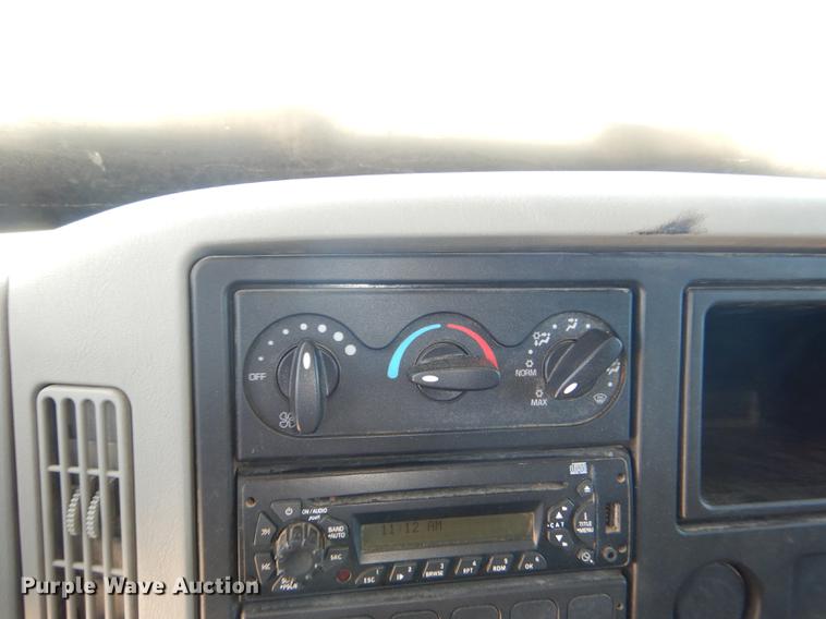 image for item DG1131 2013 International TerraStar SFA flatbed truck