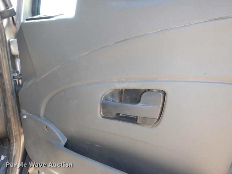 image for item DG1131 2013 International TerraStar SFA flatbed truck