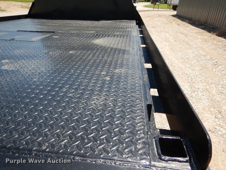 image for item DG1131 2013 International TerraStar SFA flatbed truck