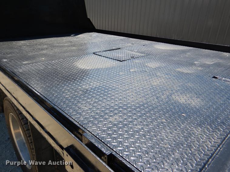 image for item DG1131 2013 International TerraStar SFA flatbed truck